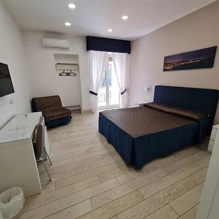 Bed & Breakfast Municipio Sea 4*