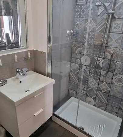 Bed & Breakfast Municipio Sea 4*